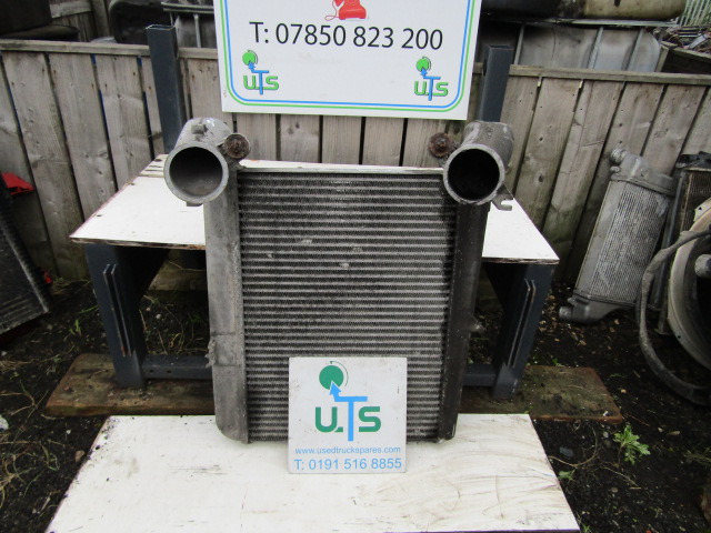 DAF CF 75 INTERCOOLER P/NO 1371318 - 라디에이터 트럭 용 : 사진 1 DAF CF 75 INTERCOOLER P/NO 1371318 - 라디에이터 트럭 용 : 사진 1
