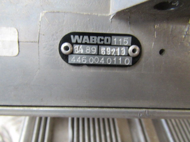 DAF XF 95 WABCO ECU P/NO 446 004 0110 - ECU 트럭 용 : 사진 2 DAF XF 95 WABCO ECU P/NO 446 004 0110 - ECU 트럭 용 : 사진 2