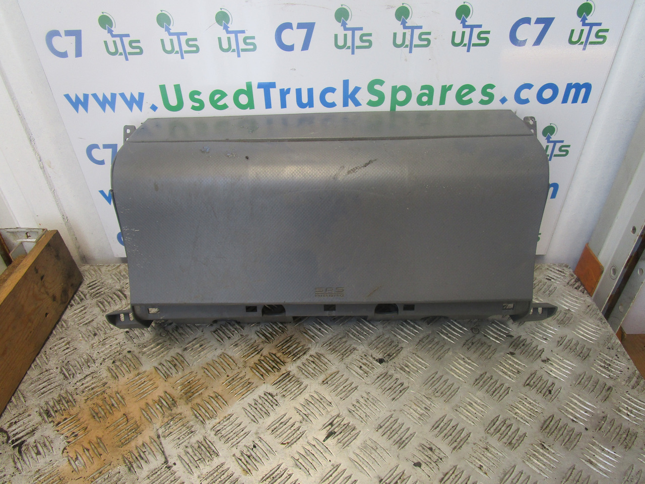 ISUZU N75 4HK1 PASSENGER SIDE AIR BAG COMPLETE - 운전실 및 내부 트럭 용 : 사진 1 ISUZU N75 4HK1 PASSENGER SIDE AIR BAG COMPLETE - 운전실 및 내부 트럭 용 : 사진 1