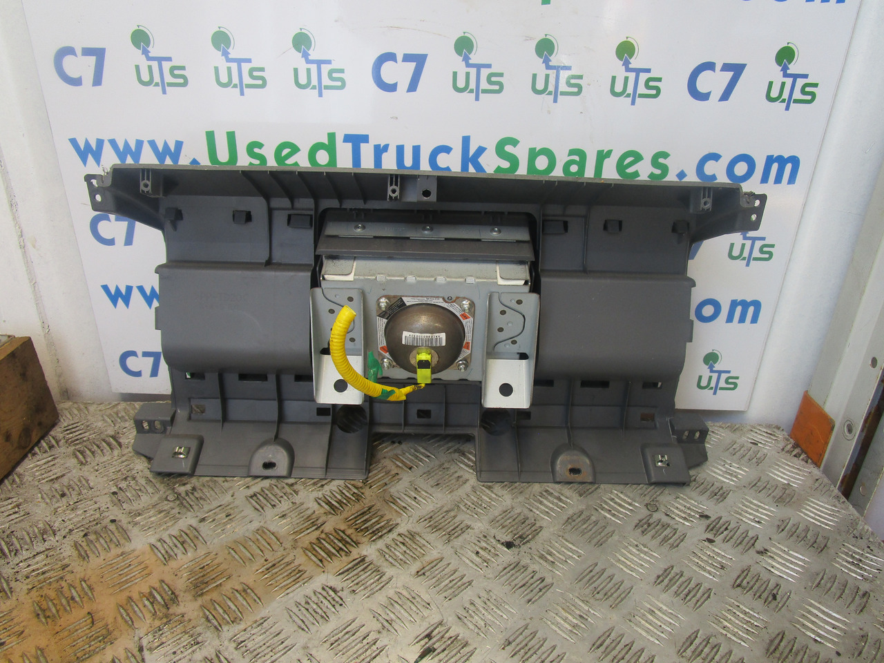ISUZU N75 4HK1 PASSENGER SIDE AIR BAG COMPLETE - 운전실 및 내부 트럭 용 : 사진 2 ISUZU N75 4HK1 PASSENGER SIDE AIR BAG COMPLETE - 운전실 및 내부 트럭 용 : 사진 2