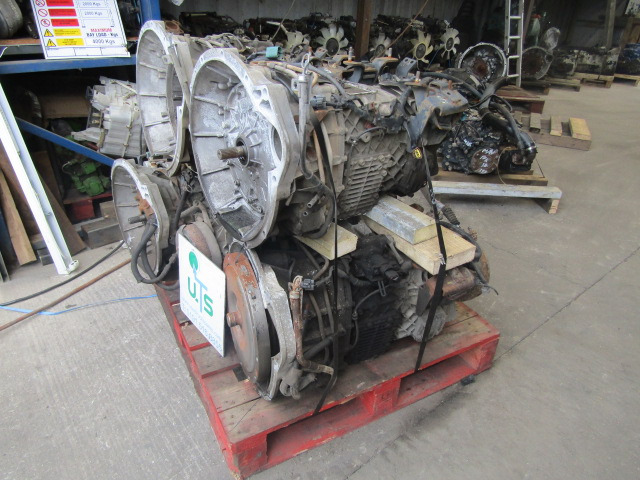 ISUZU N75/NQR EASYSHIFT AUTOMATIC GEARBOXES - 기어박스 필터 트럭 용 : 사진 1 ISUZU N75/NQR EASYSHIFT AUTOMATIC GEARBOXES - 기어박스 필터 트럭 용 : 사진 1
