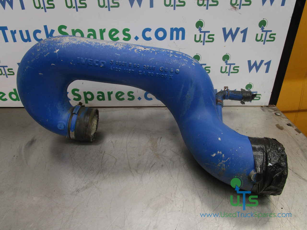 IVECO CURSOR 8 TURBO INTAKE PIPE P/NO 4120115736681 5902695 - 엔진 및 부품 트럭 용 : 사진 1 IVECO CURSOR 8 TURBO INTAKE PIPE P/NO 4120115736681 5902695 - 엔진 및 부품 트럭 용 : 사진 1