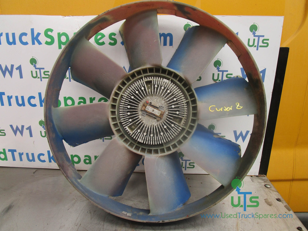 IVECO CURSOR 8 VISCUSS FAN COMPLETE P/NO 29037/500342509 - 엔진 및 부품 트럭 용 : 사진 1 IVECO CURSOR 8 VISCUSS FAN COMPLETE P/NO 29037/500342509 - 엔진 및 부품 트럭 용 : 사진 1