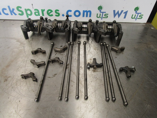 MAN TGL 7.5T ROCKER SHAFT & PUSHROD P/NO 51.04202-3083 - 엔진 및 부품 트럭 용 : 사진 4 MAN TGL 7.5T ROCKER SHAFT & PUSHROD P/NO 51.04202-3083 - 엔진 및 부품 트럭 용 : 사진 4