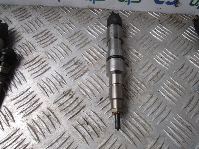 MAN TGL DO834 LFL54 BOSCH INJECTORS X4 - 연료 시스템 트럭 용 : 사진 3 MAN TGL DO834 LFL54 BOSCH INJECTORS X4 - 연료 시스템 트럭 용 : 사진 3