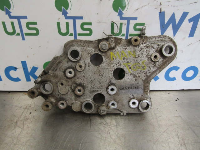 MAN TGS/TGX D2066 INTERCOOLER PIPE BRACKET P/NO 51.08140.3034 - 엔진 및 부품 트럭 용 : 사진 1 MAN TGS/TGX D2066 INTERCOOLER PIPE BRACKET P/NO 51.08140.3034 - 엔진 및 부품 트럭 용 : 사진 1