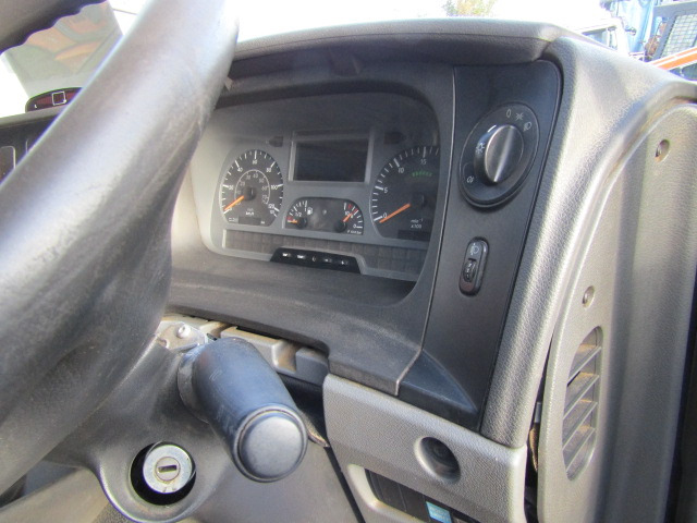 MERCEDES ATEGO 13TON CAB EX 2011 - 운전실 트럭 용 : 사진 5 MERCEDES ATEGO 13TON CAB EX 2011 - 운전실 트럭 용 : 사진 5