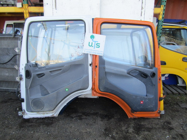 MERCEDES ATEGO/AXOR COMPLETE DOORS - 운전실 및 내부 트럭 용 : 사진 3 MERCEDES ATEGO/AXOR COMPLETE DOORS - 운전실 및 내부 트럭 용 : 사진 3