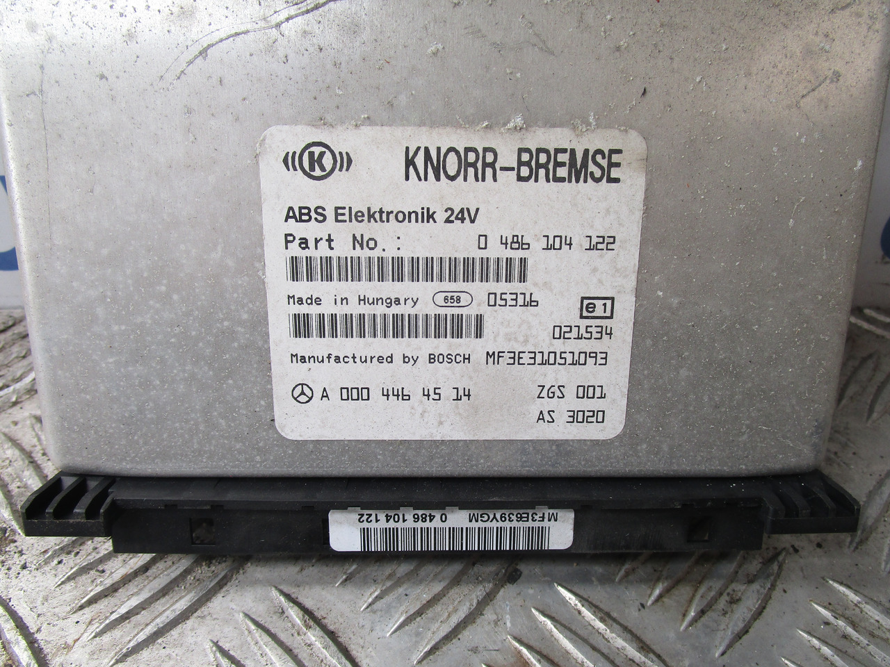 MERCEDES AXOR ABS ECU P/NO A0004464514 - 브레이크 부품 트럭 용 : 사진 2 MERCEDES AXOR ABS ECU P/NO A0004464514 - 브레이크 부품 트럭 용 : 사진 2