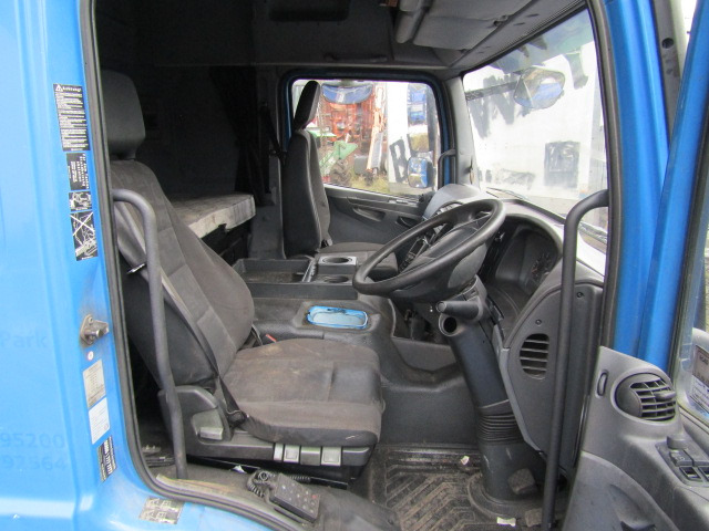 MERCEDES AXOR CAB EX 2012 - 운전실 트럭 용 : 사진 4 MERCEDES AXOR CAB EX 2012 - 운전실 트럭 용 : 사진 4