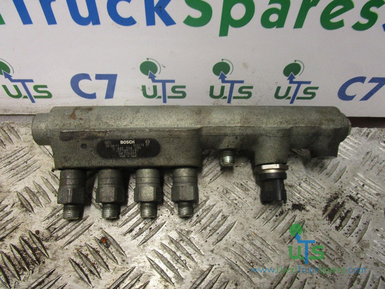 MITSUBISHI CANTER FUSO 75C18 FUEL RAIL BOSCH P/NO 0445224036 - 엔진 및 부품 트럭 용 : 사진 1 MITSUBISHI CANTER FUSO 75C18 FUEL RAIL BOSCH P/NO 0445224036 - 엔진 및 부품 트럭 용 : 사진 1