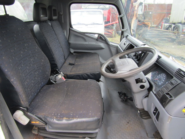 MITSUBISHI FUSO 35C13 EURO 5 CAB 2012 - 운전실 트럭 용 : 사진 3 MITSUBISHI FUSO 35C13 EURO 5 CAB 2012 - 운전실 트럭 용 : 사진 3