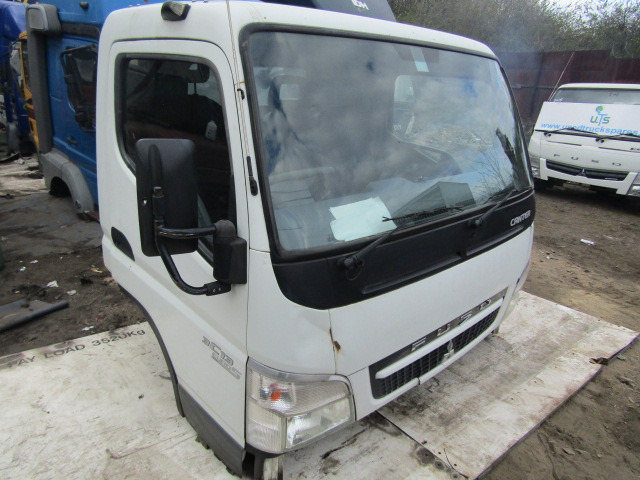 MITSUBISHI FUSO 35C13 EURO 5 CAB 2012 - 운전실 트럭 용 : 사진 2 MITSUBISHI FUSO 35C13 EURO 5 CAB 2012 - 운전실 트럭 용 : 사진 2