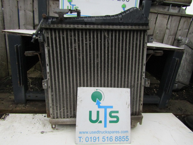 RENAULT MIDLUM DXI 180 RADIATOR P/NO M5422001 - 라디에이터 트럭 용 : 사진 1 RENAULT MIDLUM DXI 180 RADIATOR P/NO M5422001 - 라디에이터 트럭 용 : 사진 1