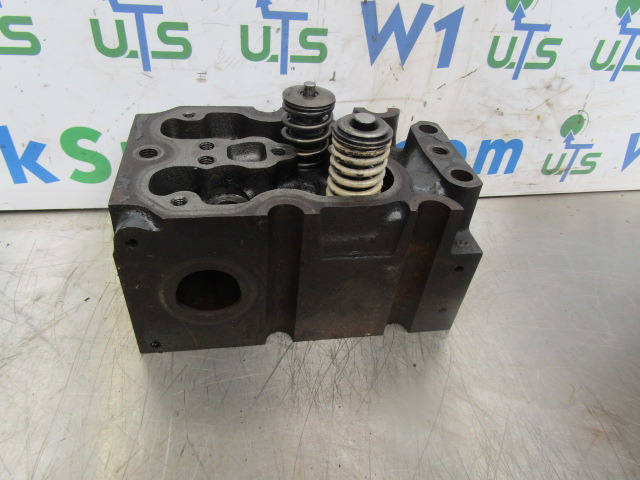 RENAULT PREMIUM 400 CYLINDER HEADS – 6 AVAILABLE - 엔진 및 부품 트럭 용 : 사진 2 RENAULT PREMIUM 400 CYLINDER HEADS – 6 AVAILABLE - 엔진 및 부품 트럭 용 : 사진 2