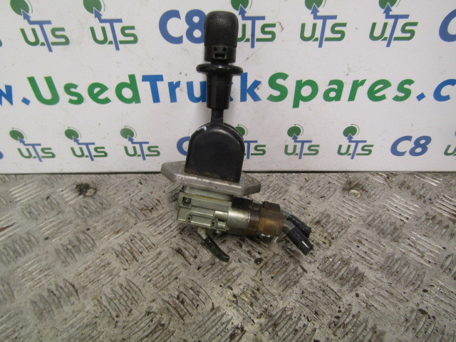 RENAULT PREMIUM DCI HAND BRAKE LEVER/VALVE WABCO P/NO 9617231340 - 전기 설비 트럭 용 : 사진 1 RENAULT PREMIUM DCI HAND BRAKE LEVER/VALVE WABCO P/NO 9617231340 - 전기 설비 트럭 용 : 사진 1
