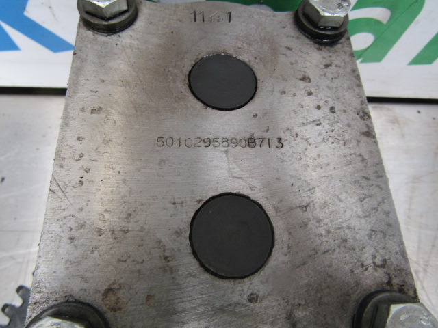 RENAULT PREMIUM OIL PUMP P/NO 5010295890B713 - 엔진 및 부품 트럭 용 : 사진 2 RENAULT PREMIUM OIL PUMP P/NO 5010295890B713 - 엔진 및 부품 트럭 용 : 사진 2