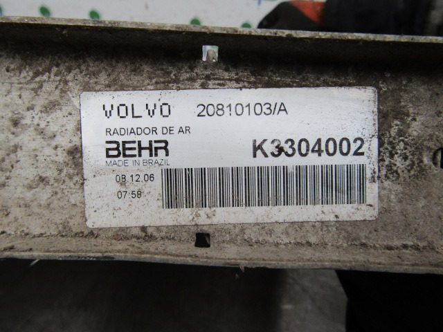 VOLVO FE 240 INTERCOOLER P/NO 20810103/A - 라디에이터 트럭 용 : 사진 2 VOLVO FE 240 INTERCOOLER P/NO 20810103/A - 라디에이터 트럭 용 : 사진 2