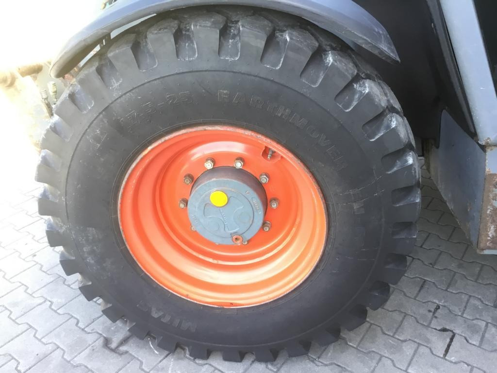 로더 CLAAS SCORPION 7044 VARIPOWER : 사진 11