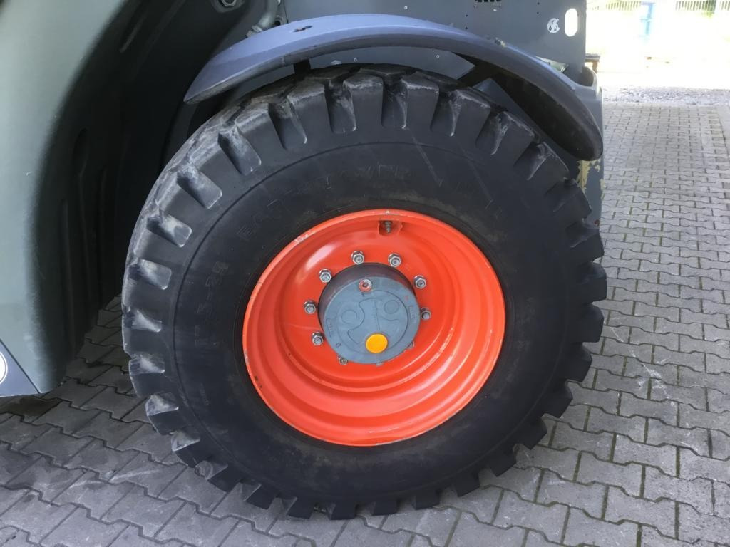 로더 CLAAS SCORPION 7044 VARIPOWER : 사진 13