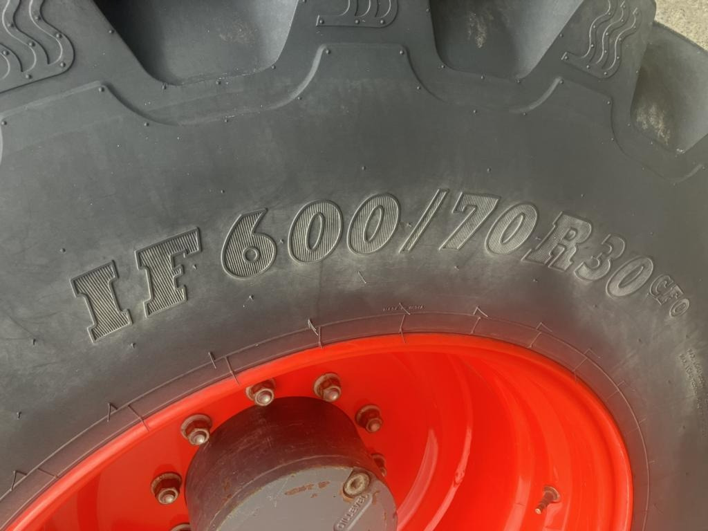 Fendt 828 Profi Plus - 장궤형 트랙터 : 사진 4 Fendt 828 Profi Plus - 장궤형 트랙터 : 사진 4