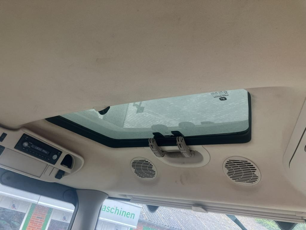 장궤형 트랙터 John Deere 6250R : 사진 13 장궤형 트랙터 John Deere 6250R : 사진 13