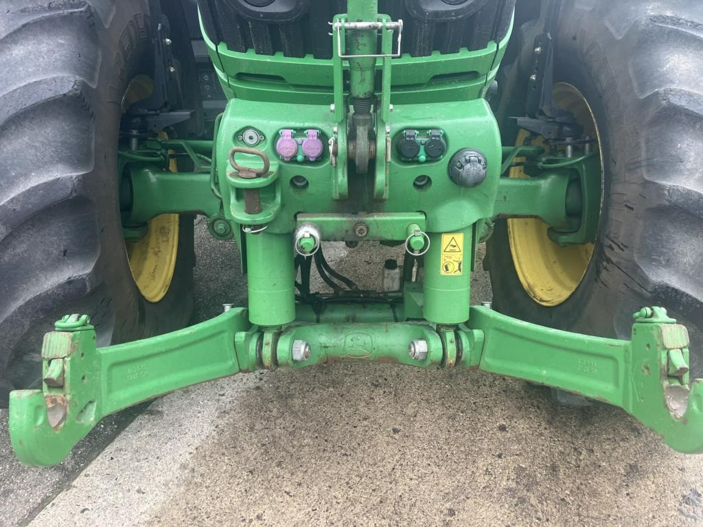 장궤형 트랙터 John Deere 6250R : 사진 21 장궤형 트랙터 John Deere 6250R : 사진 21