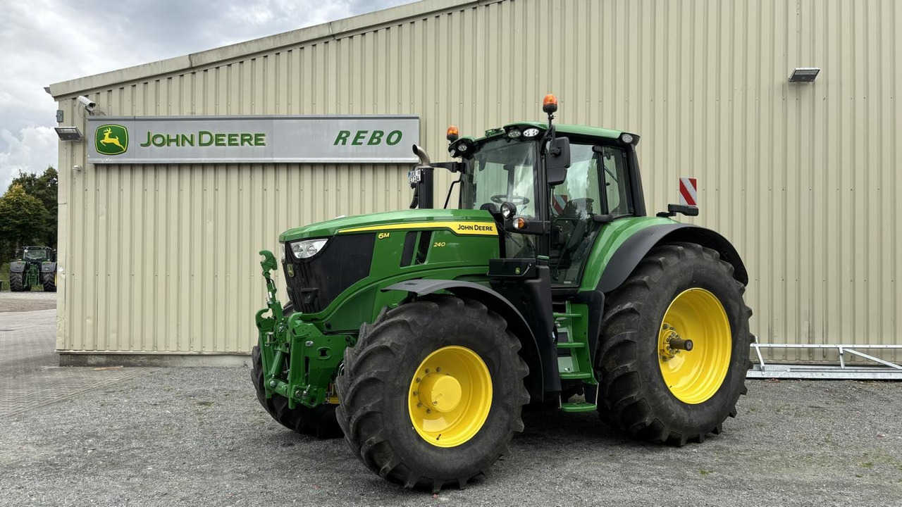 John Deere 6M240 - 장궤형 트랙터 : 사진 1 John Deere 6M240 - 장궤형 트랙터 : 사진 1
