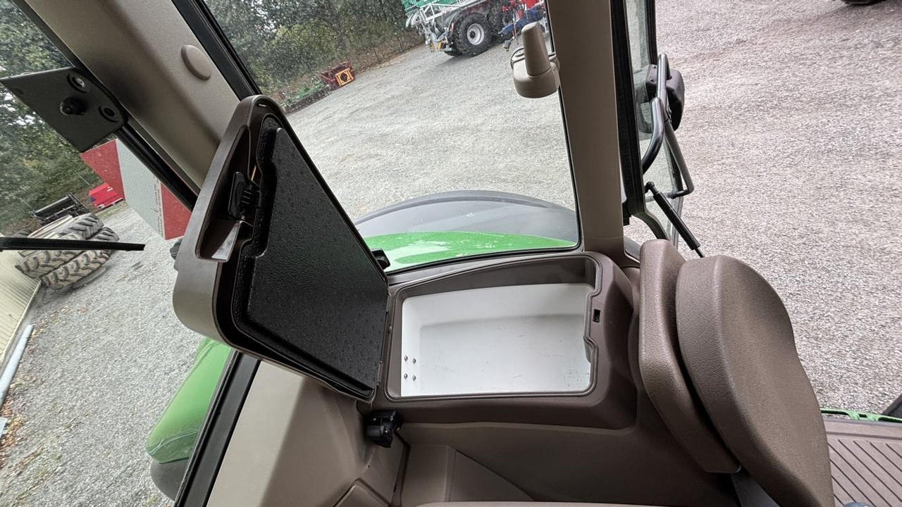 John Deere 6M240 - 장궤형 트랙터 : 사진 2 John Deere 6M240 - 장궤형 트랙터 : 사진 2