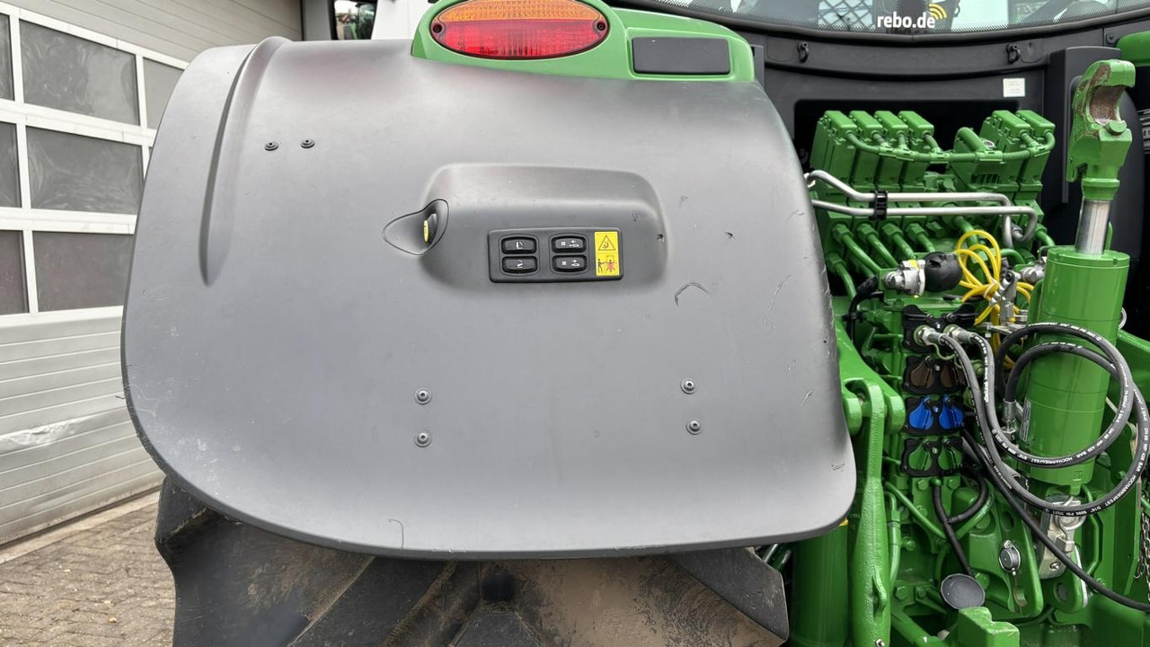 John Deere 6R215 - 장궤형 트랙터 : 사진 5 John Deere 6R215 - 장궤형 트랙터 : 사진 5