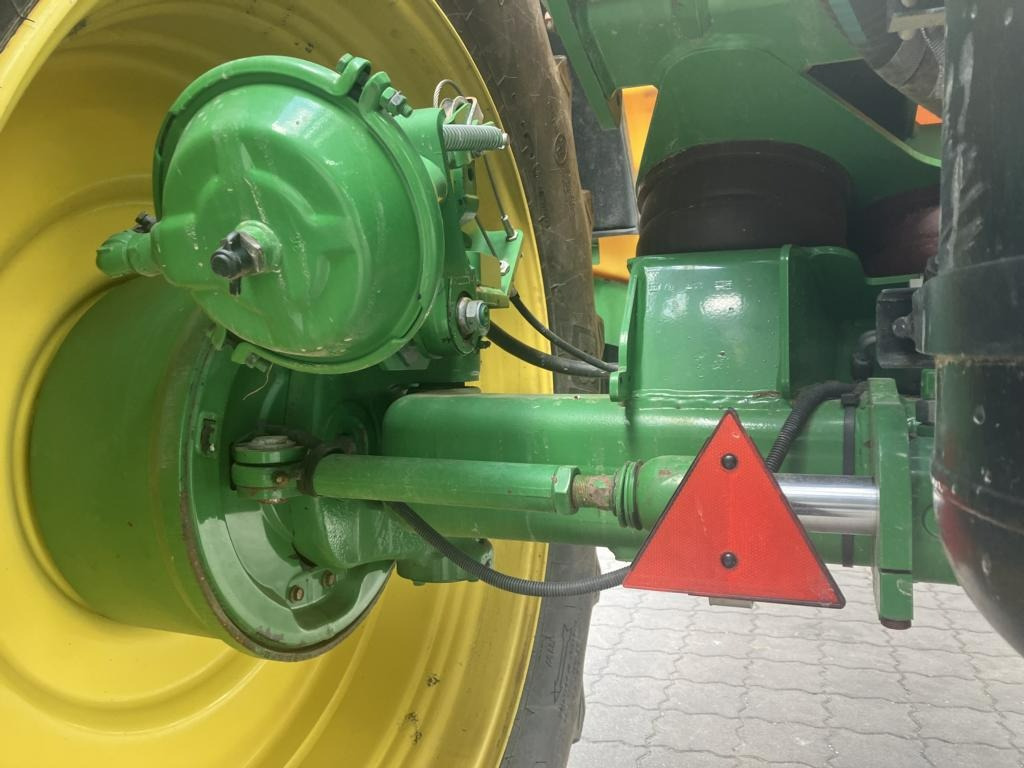 John Deere BASISMASCHINE R944I POWRSPRAY - 견인 스프레이 : 사진 5 John Deere BASISMASCHINE R944I POWRSPRAY - 견인 스프레이 : 사진 5