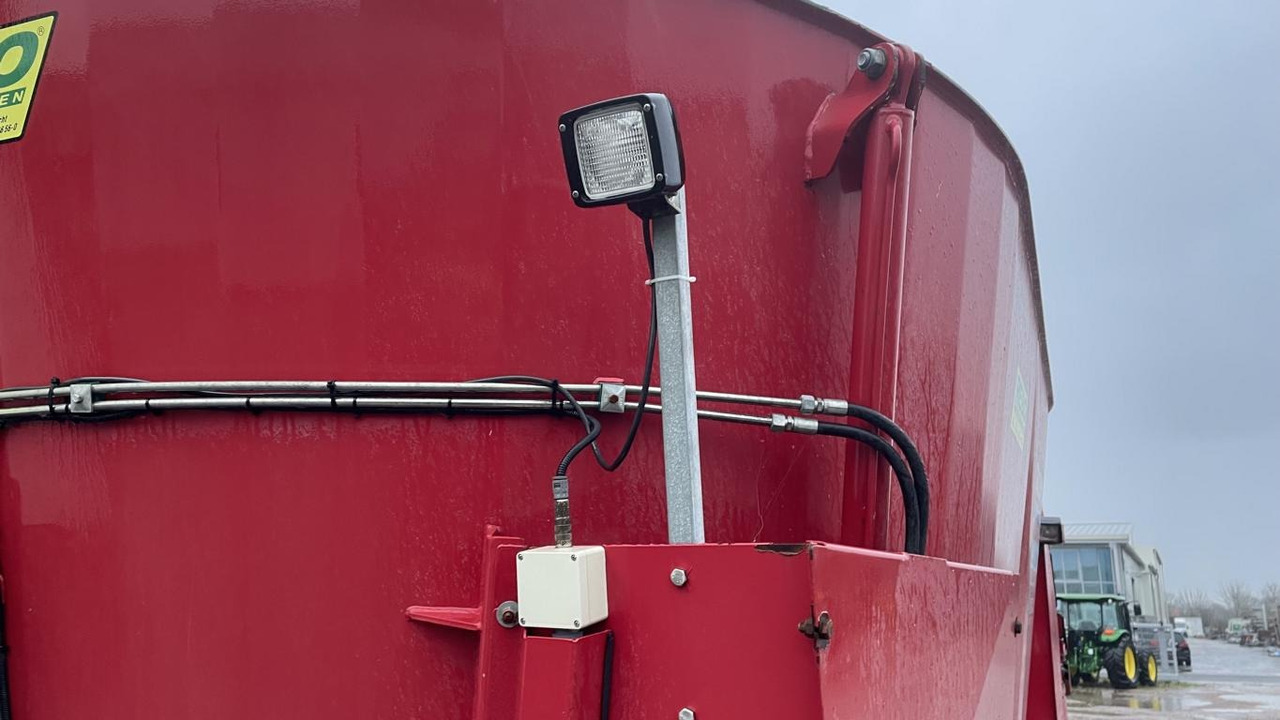 Mayer VM-16 SELBSTFAHRER - 목초 믹서 : 사진 3 Mayer VM-16 SELBSTFAHRER - 목초 믹서 : 사진 3