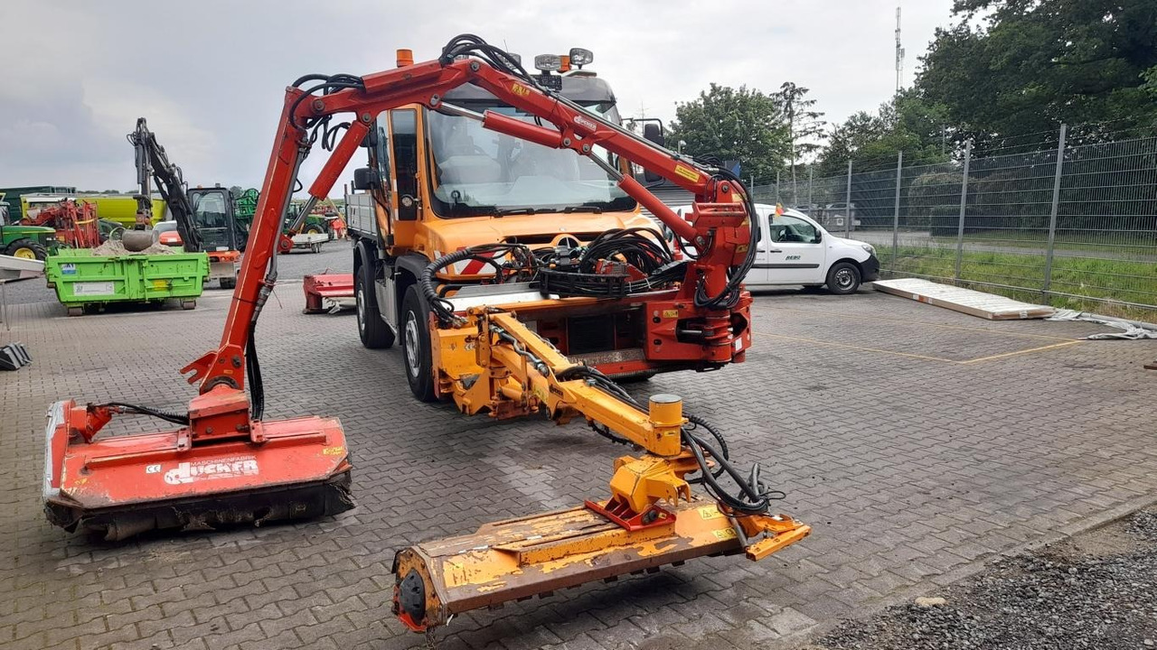 Mercedes-Benz UNIMOG U 527 - 지자체/ 특수 차량 : 사진 4 Mercedes-Benz UNIMOG U 527 - 지자체/ 특수 차량 : 사진 4