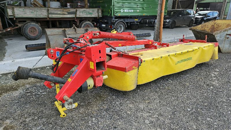 Pöttinger Novacat 305 H - 모어 : 사진 1 Pöttinger Novacat 305 H - 모어 : 사진 1