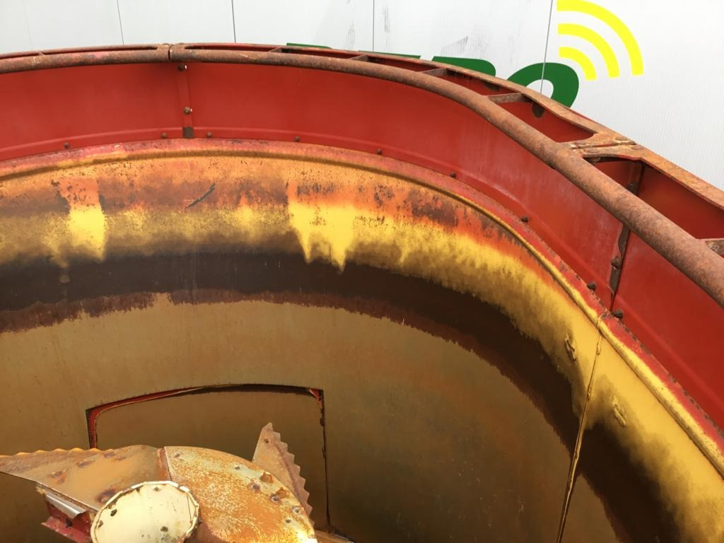 Strautmann VERTI-MIX 1251 - 목초 믹서 : 사진 3 Strautmann VERTI-MIX 1251 - 목초 믹서 : 사진 3