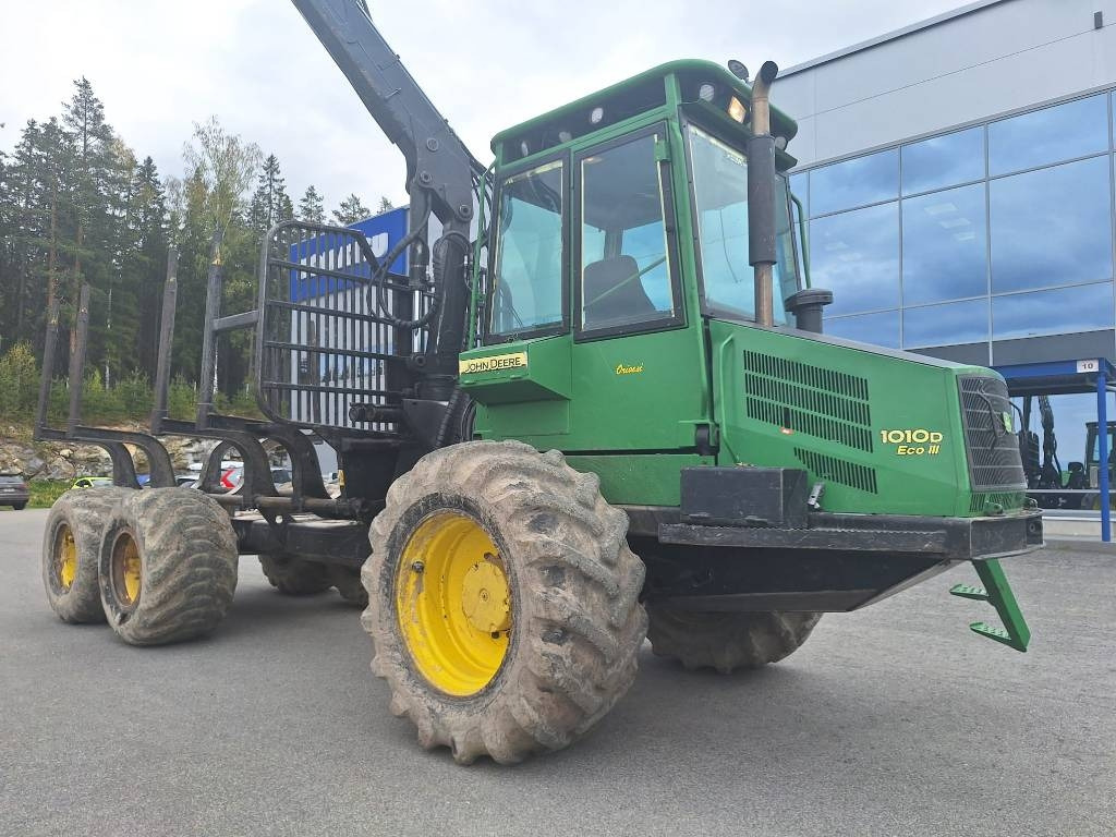 John Deere 1010 D Eco III - 포워더 : 사진 1 John Deere 1010 D Eco III - 포워더 : 사진 1