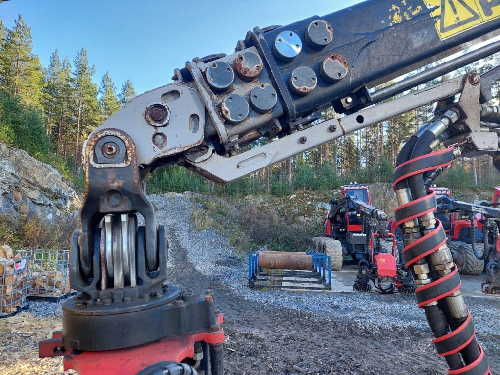 산림용 수확기 Komatsu 911 : 사진 14 산림용 수확기 Komatsu 911 : 사진 14