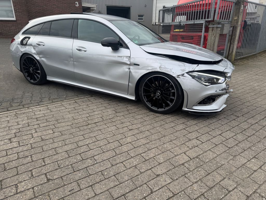 Mercedes-Benz CLA 250 Shooting Brake CLA 250 e AMG EDITION - 차량 : 사진 1 Mercedes-Benz CLA 250 Shooting Brake CLA 250 e AMG EDITION - 차량 : 사진 1