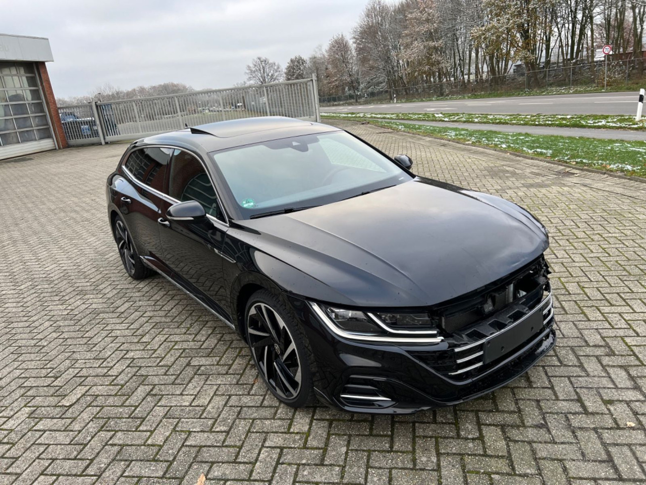 Volkswagen Arteon Shooting Brake R-Line 4Motion - 차량 : 사진 3 Volkswagen Arteon Shooting Brake R-Line 4Motion - 차량 : 사진 3
