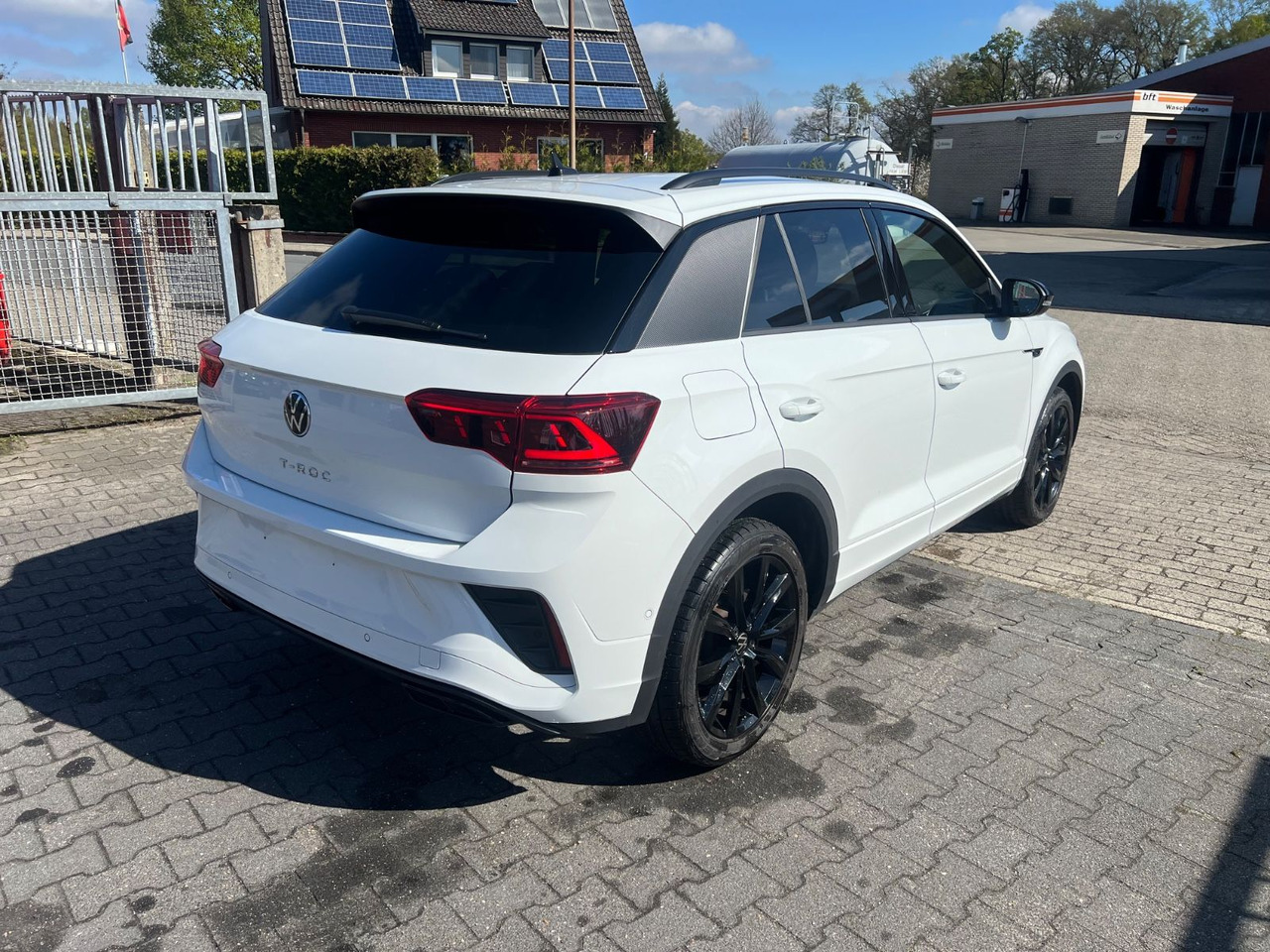 Volkswagen T-Roc R-Line 1.0 TSI Black Edition - 차량 : 사진 4 Volkswagen T-Roc R-Line 1.0 TSI Black Edition - 차량 : 사진 4