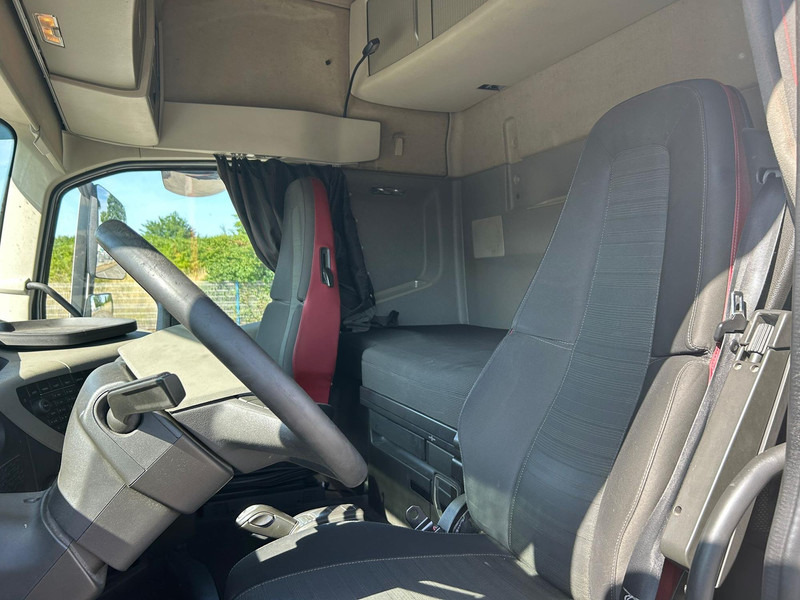 트랙터 유닛 Volvo FH : 사진 8