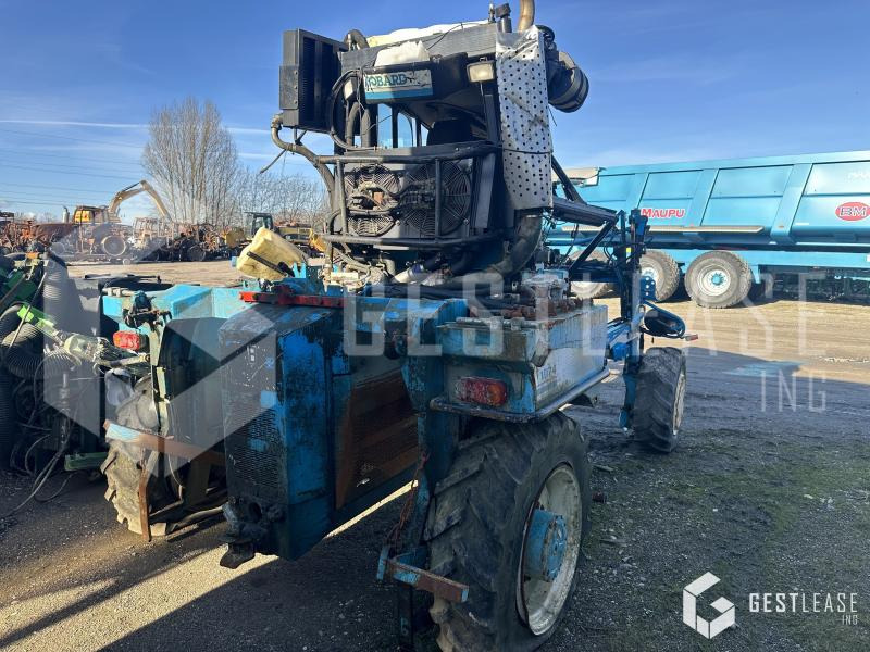BOBARD 1074 TI - 장궤형 트랙터 : 사진 2 BOBARD 1074 TI - 장궤형 트랙터 : 사진 2
