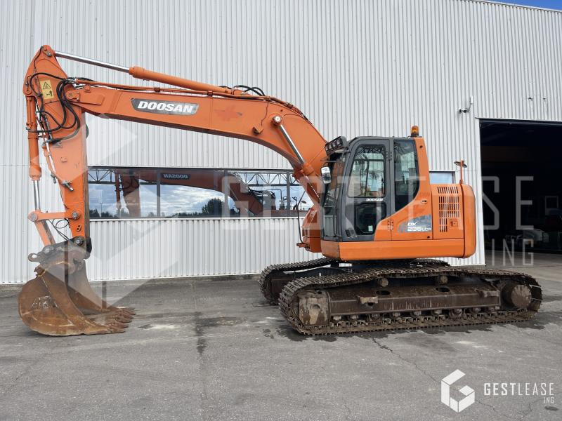 Doosan DX235LC - 크롤러 굴삭기 : 사진 1 Doosan DX235LC - 크롤러 굴삭기 : 사진 1