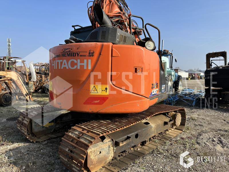 Hitachi ZAXIS 135 US - 크롤러 굴삭기 : 사진 3 Hitachi ZAXIS 135 US - 크롤러 굴삭기 : 사진 3