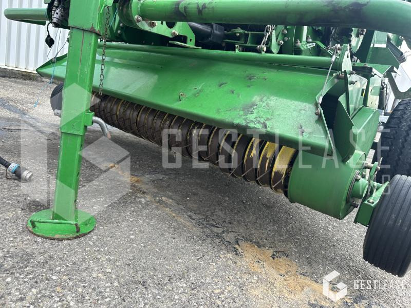 원형 베일러 John Deere 854 ROTOFLOW : 사진 11