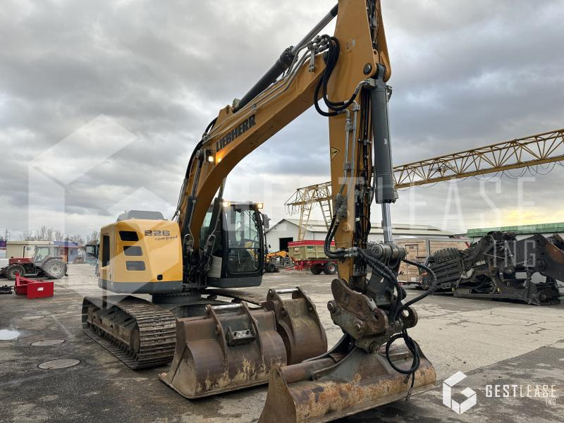 Liebherr R926 COMPACT - 크롤러 굴삭기 : 사진 4 Liebherr R926 COMPACT - 크롤러 굴삭기 : 사진 4