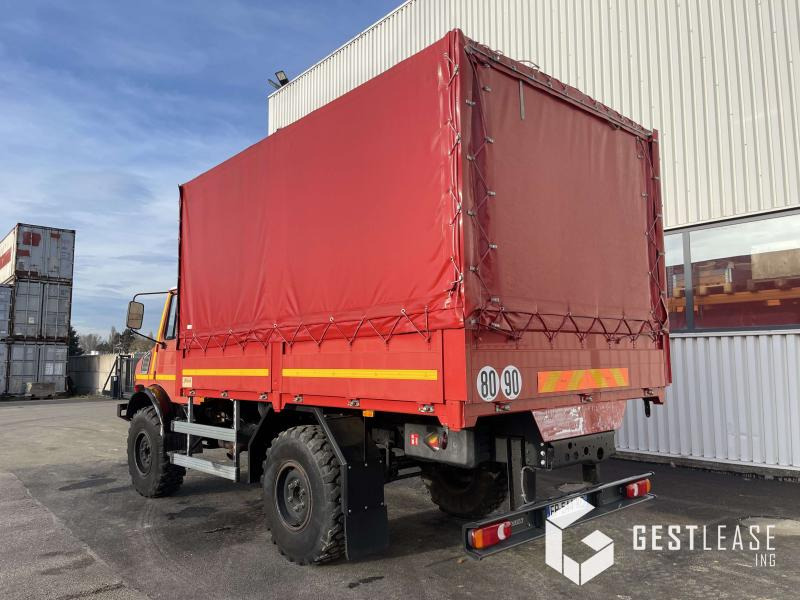 Mercedes UNIMOG 1550 L - 커튼사이더 트럭 : 사진 2 Mercedes UNIMOG 1550 L - 커튼사이더 트럭 : 사진 2
