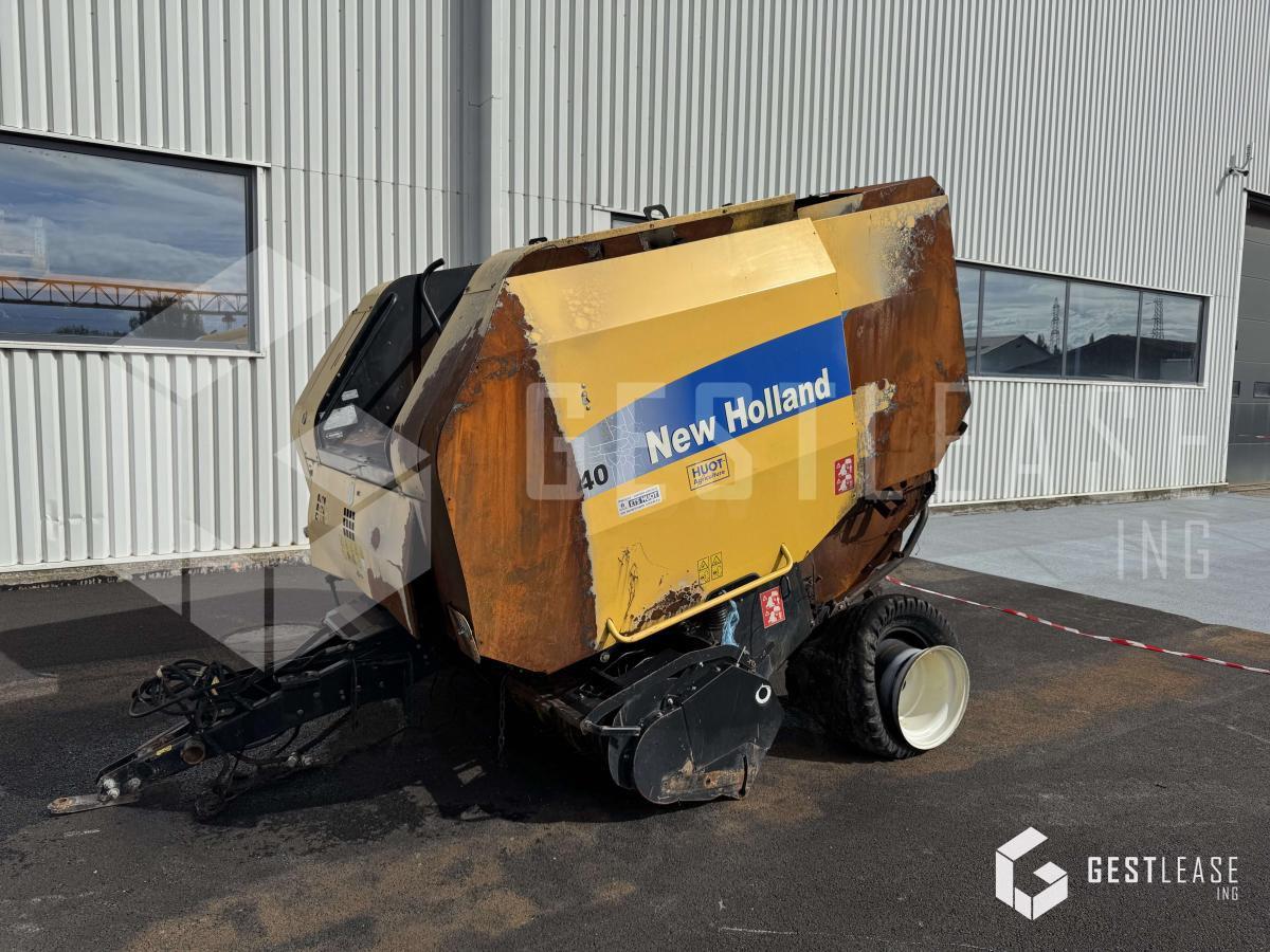 New Holland BR740 - 원형 베일러 : 사진 1 New Holland BR740 - 원형 베일러 : 사진 1