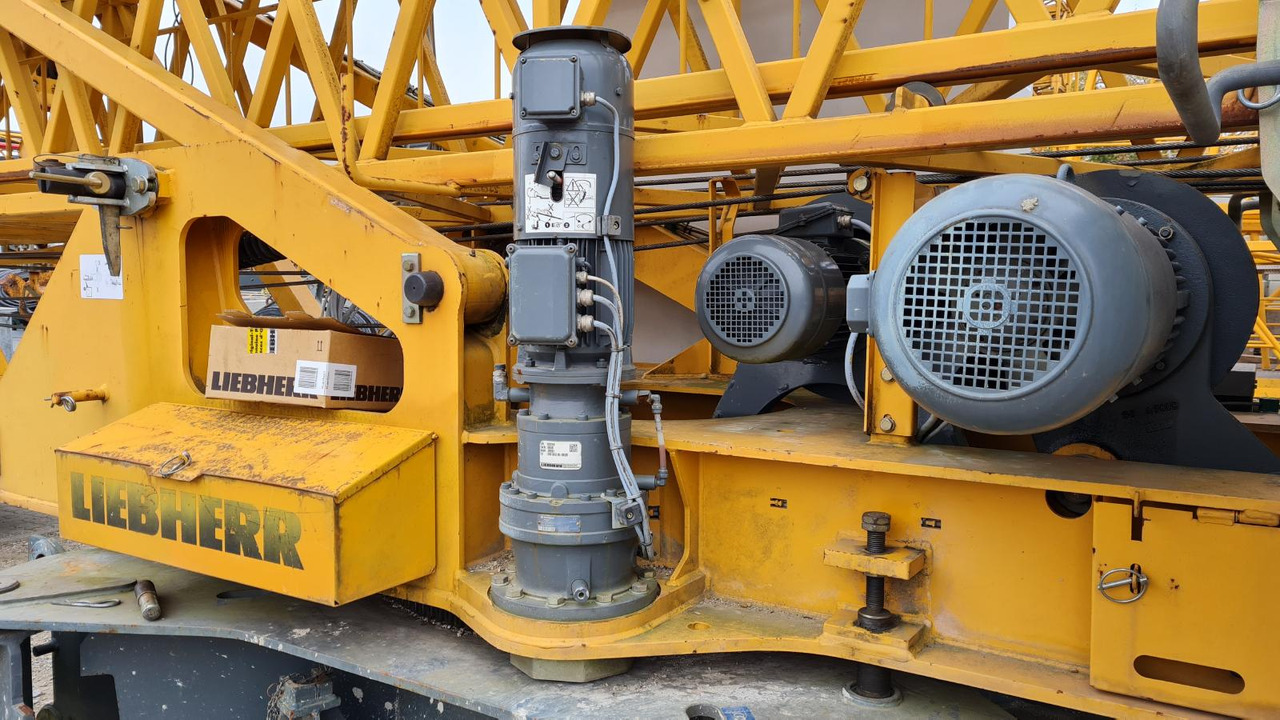 Liebherr 42K.1 - 타워 크레인 : 사진 2 Liebherr 42K.1 - 타워 크레인 : 사진 2