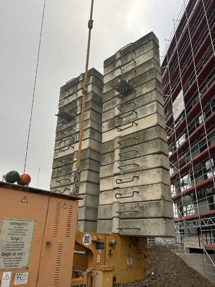 Liebherr 71k Baukran Turmdrehkran 71 K / Baujahr 2003 gebraucht - 타워 크레인 : 사진 4 Liebherr 71k Baukran Turmdrehkran 71 K / Baujahr 2003 gebraucht - 타워 크레인 : 사진 4